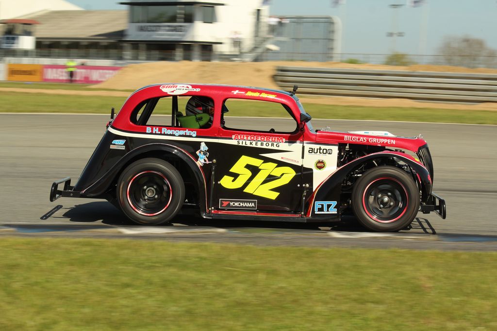 Kevin Verner kæmpede på FDM Jyllandsringen
(Foto: Motorsporten.dk)